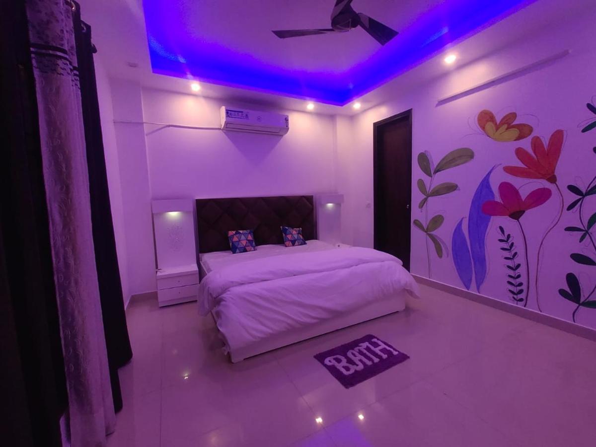 Own Stay New Delhi Bagian luar foto